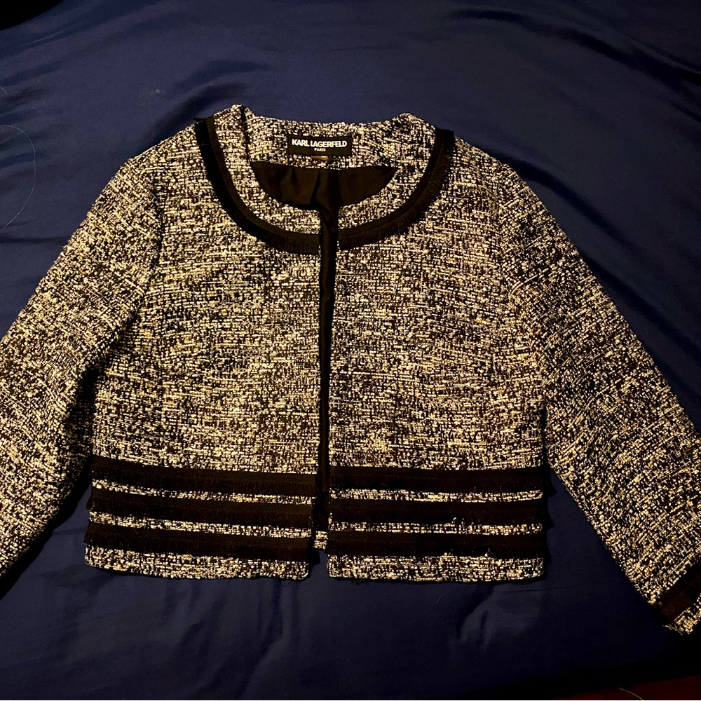 Karl Lagerfeld cropped black and white tweed blazer
